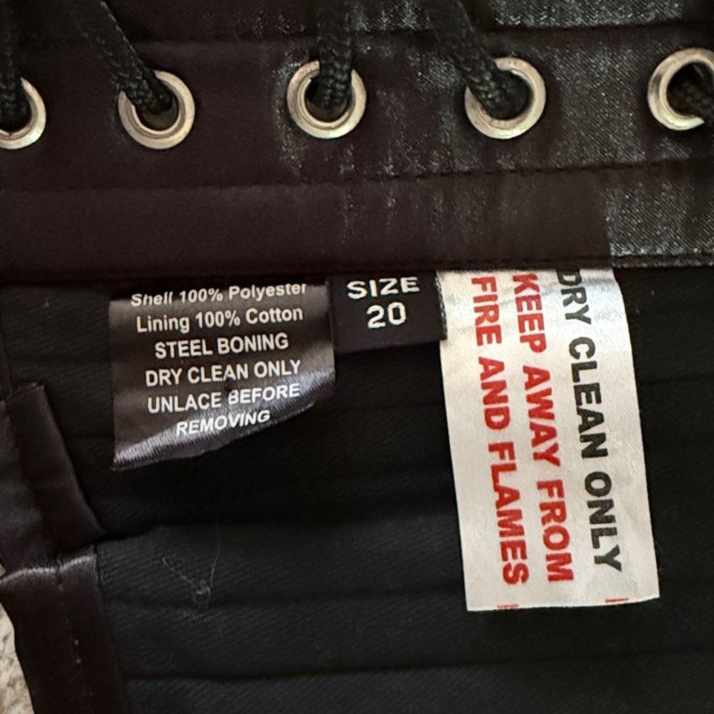 Waist-Reducing Real Corset - Picture 4 of 6